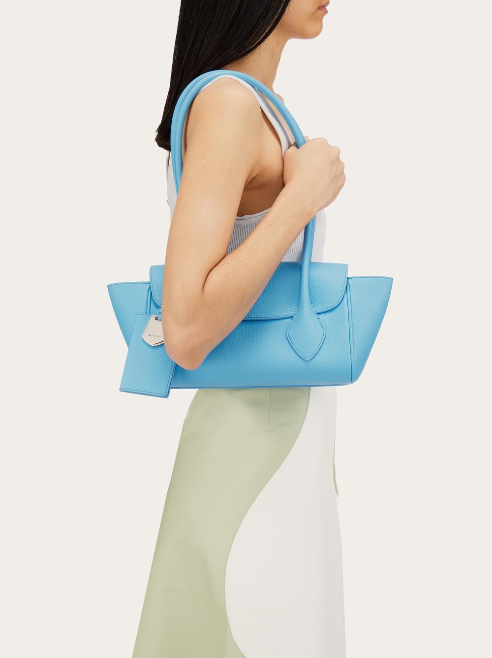 FERRAGAMO Women Sac cabas East-West (S) Light blue 218953 773170