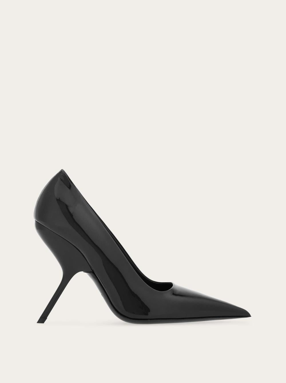 FERRAGAMO Women Eva low-cut pumps Noir 01F884 762434