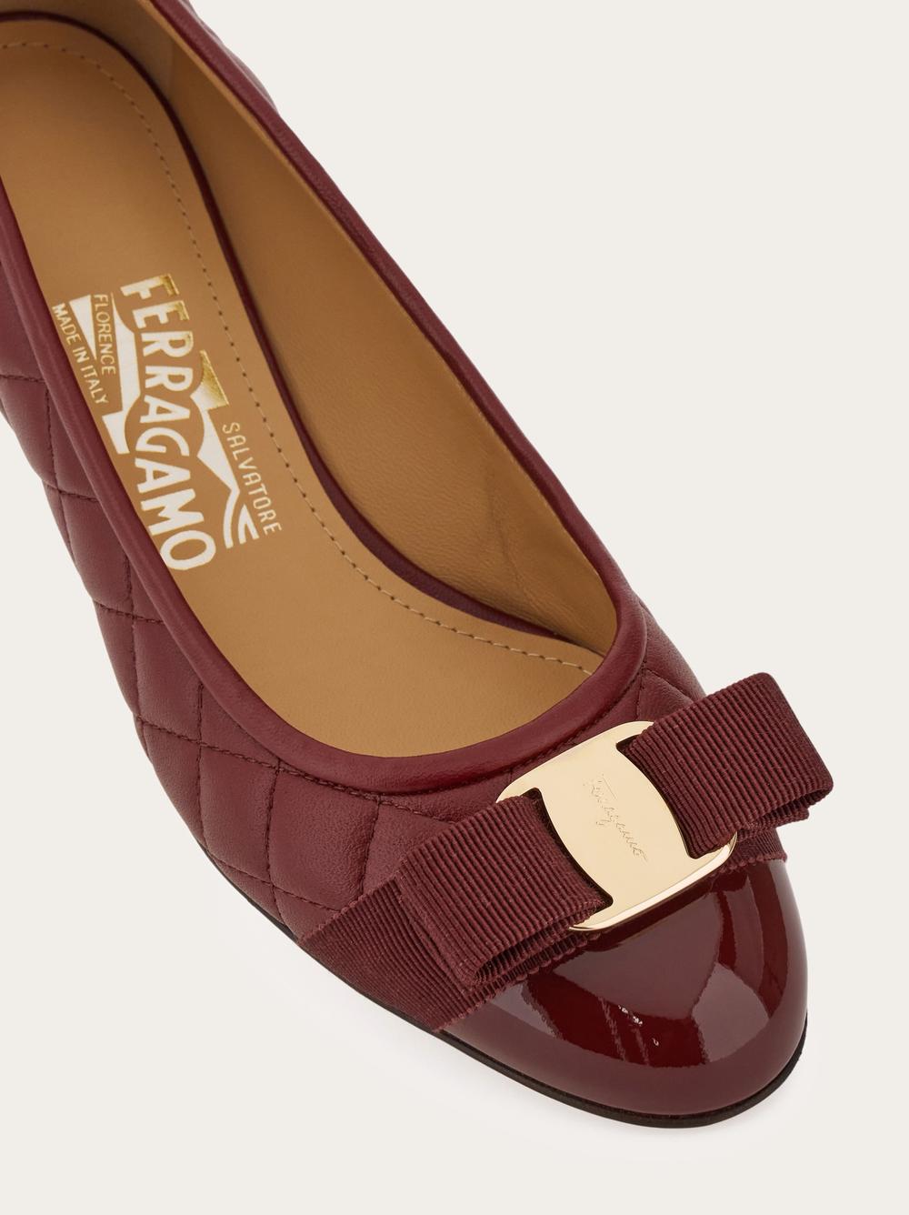 FERRAGAMO Women Vara low-cut pump Burgundy 01M832 779764