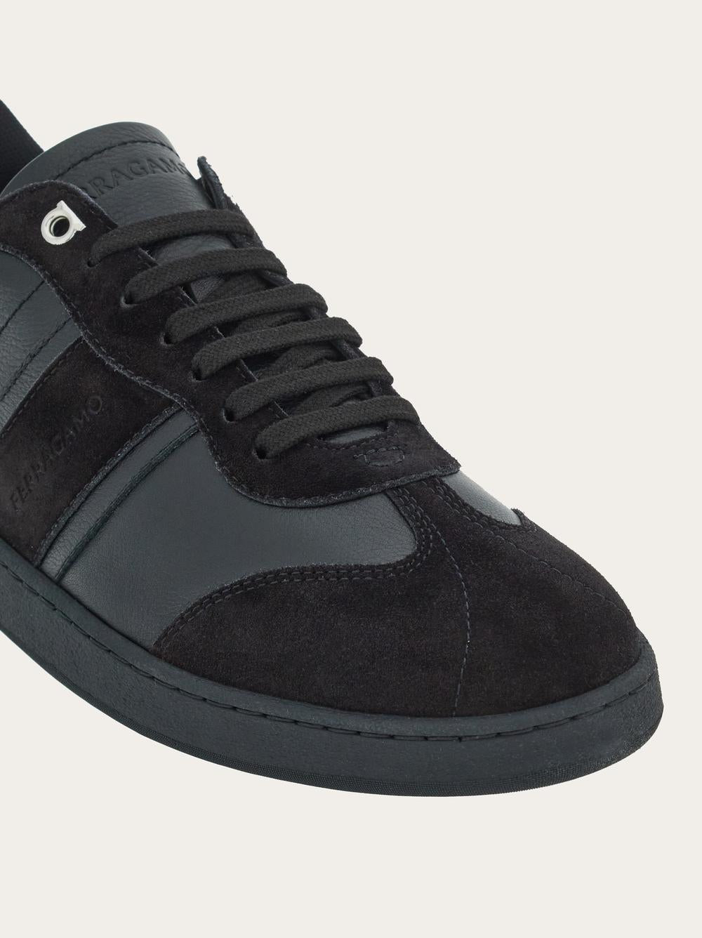 FERRAGAMO Men Low-top sneaker with signature Black 021572 765745