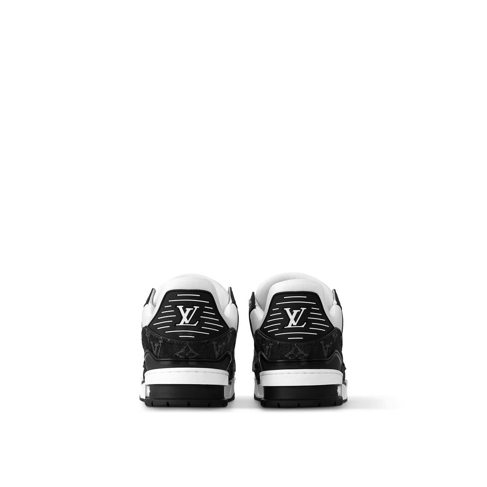 حذاء رياضي Louis Vuitton LV Trainer للرجال باللون الأسود 1A9JG9