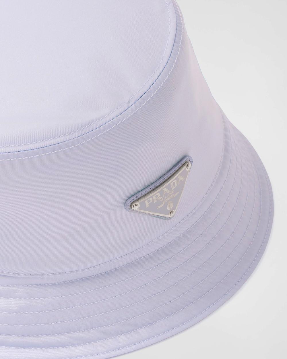 PRADA Women Re-Nylon bucket hat Wisteria 1HC137_2DMI_F0230