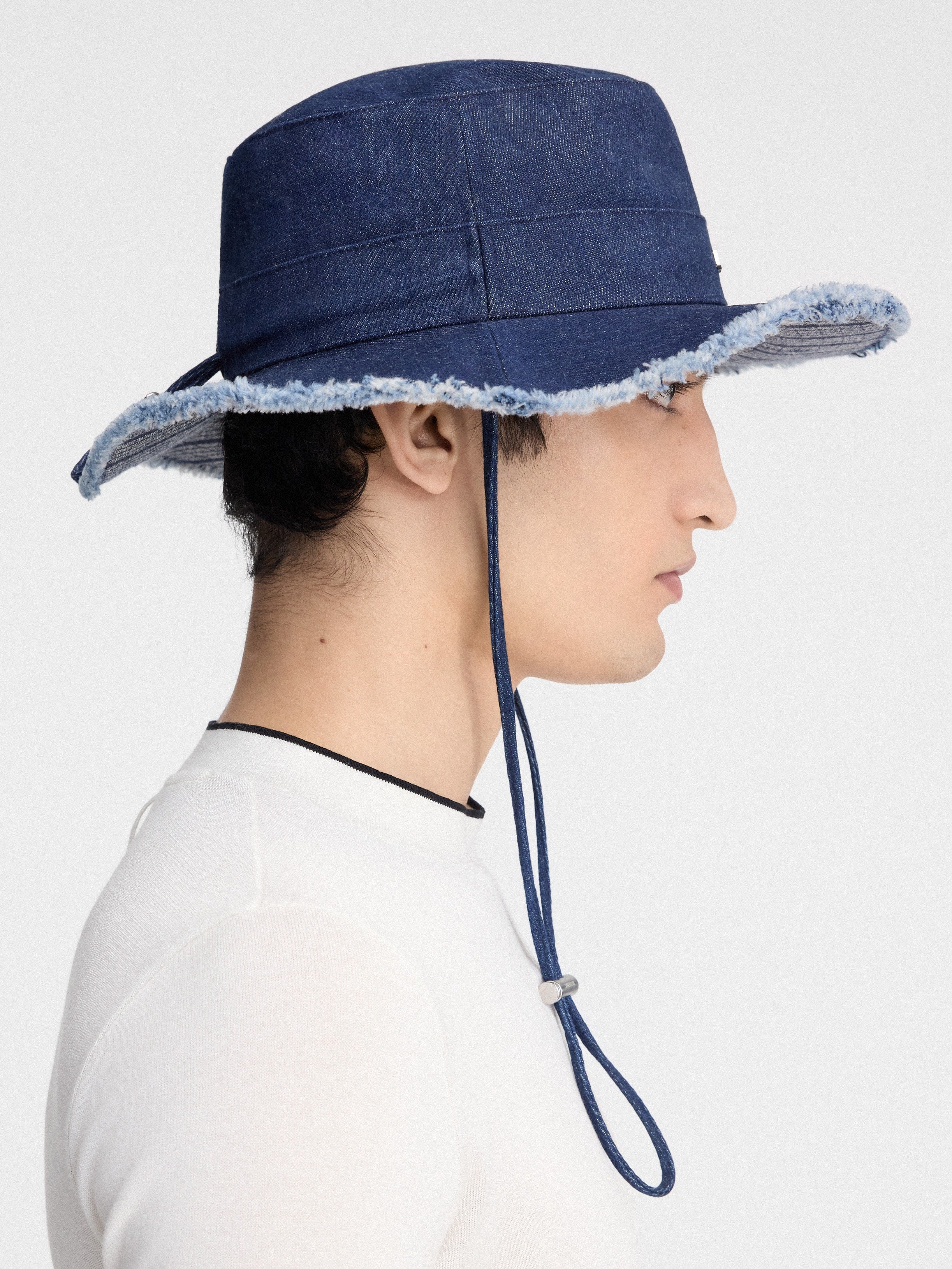 JACQUEMUS Men The Artichaut bucket hat Navy / Stripes 213AC002-1513-38F