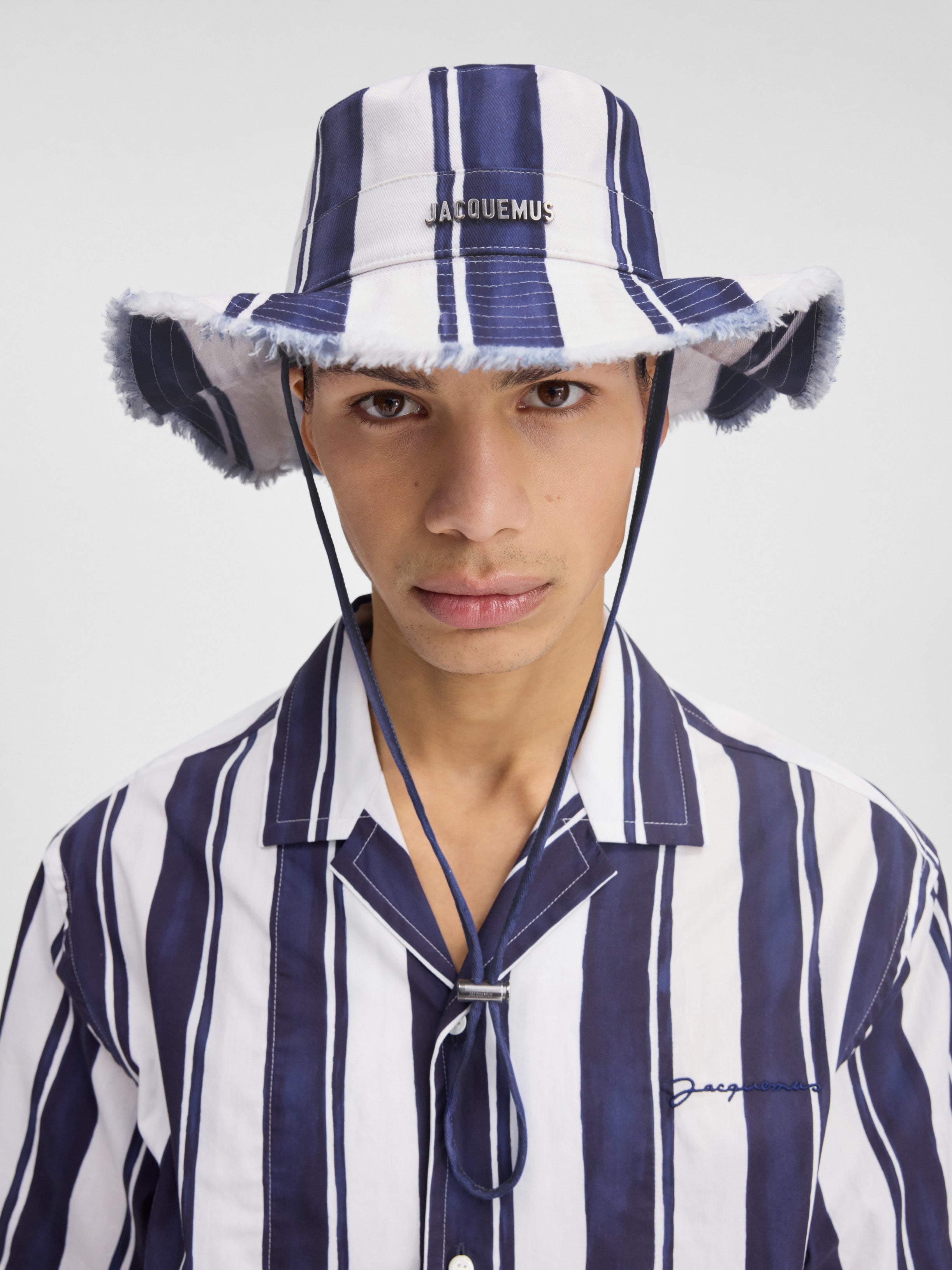 JACQUEMUS Men The Artichaut bucket hat Print Rayure Blue 213AC002-5002-3EG