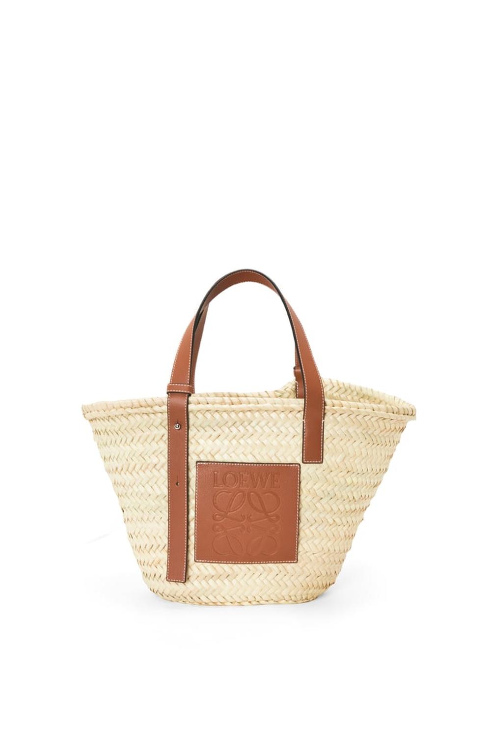 LOEWE Women Basket bag in palm leaf and calfskin Natural/Tan 327.02.S92-2435