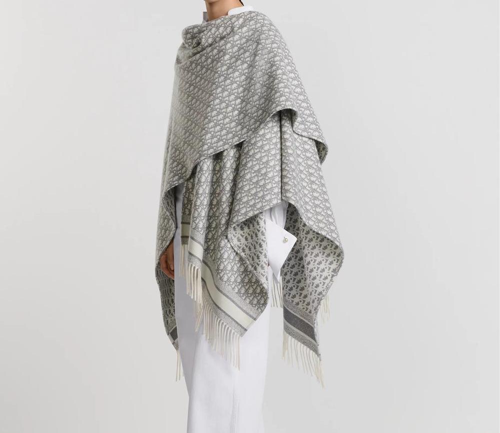 DIOR Women Dior Oblique Poncho White cashmere blend with silver metallic threads 51DOB370L080_CO95