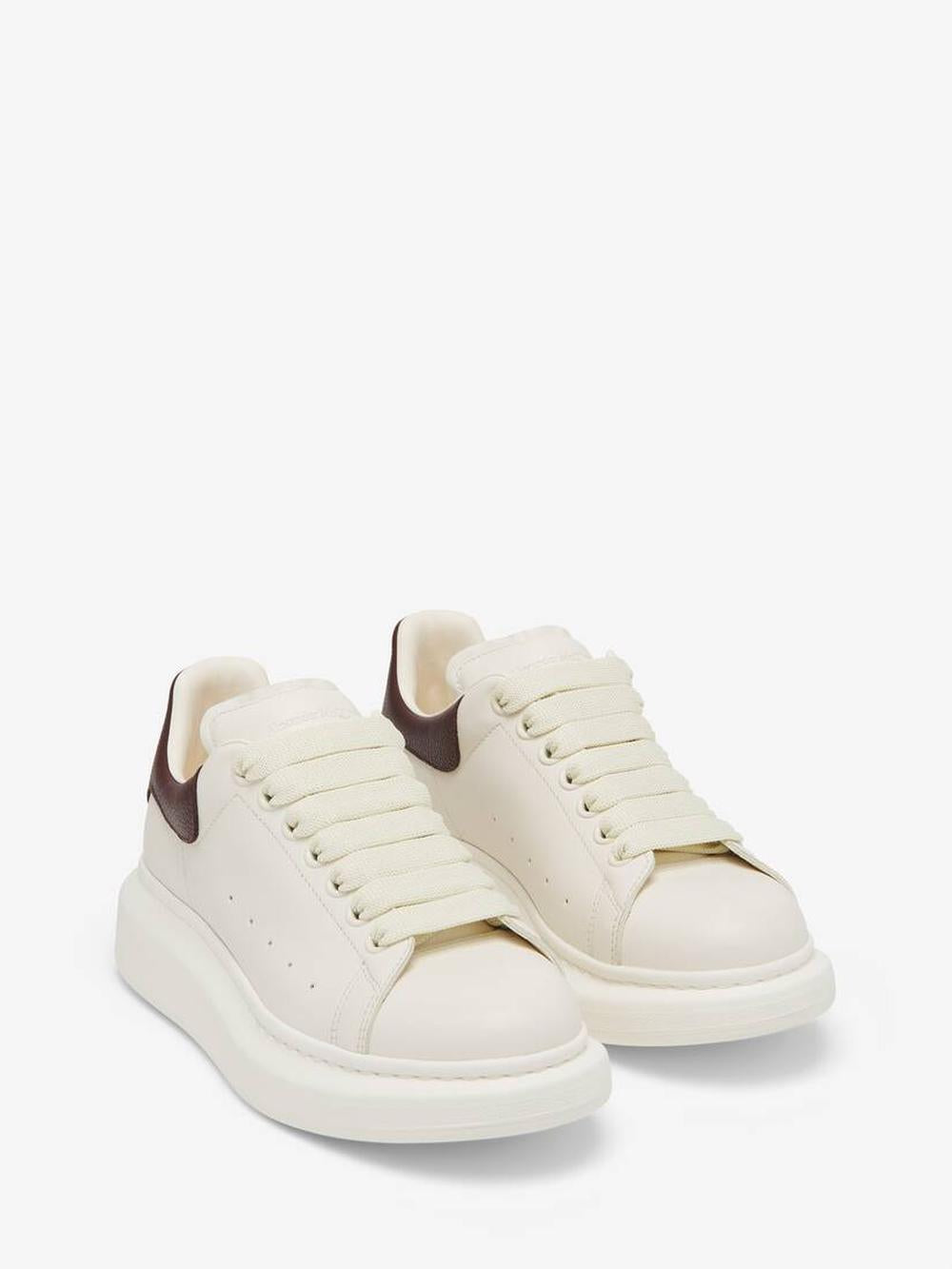 ALEXANDER MCQUEEN Men Oversized Sneaker in Off-white/bordeaux Off-White/Bordeaux 553680WIACV9092