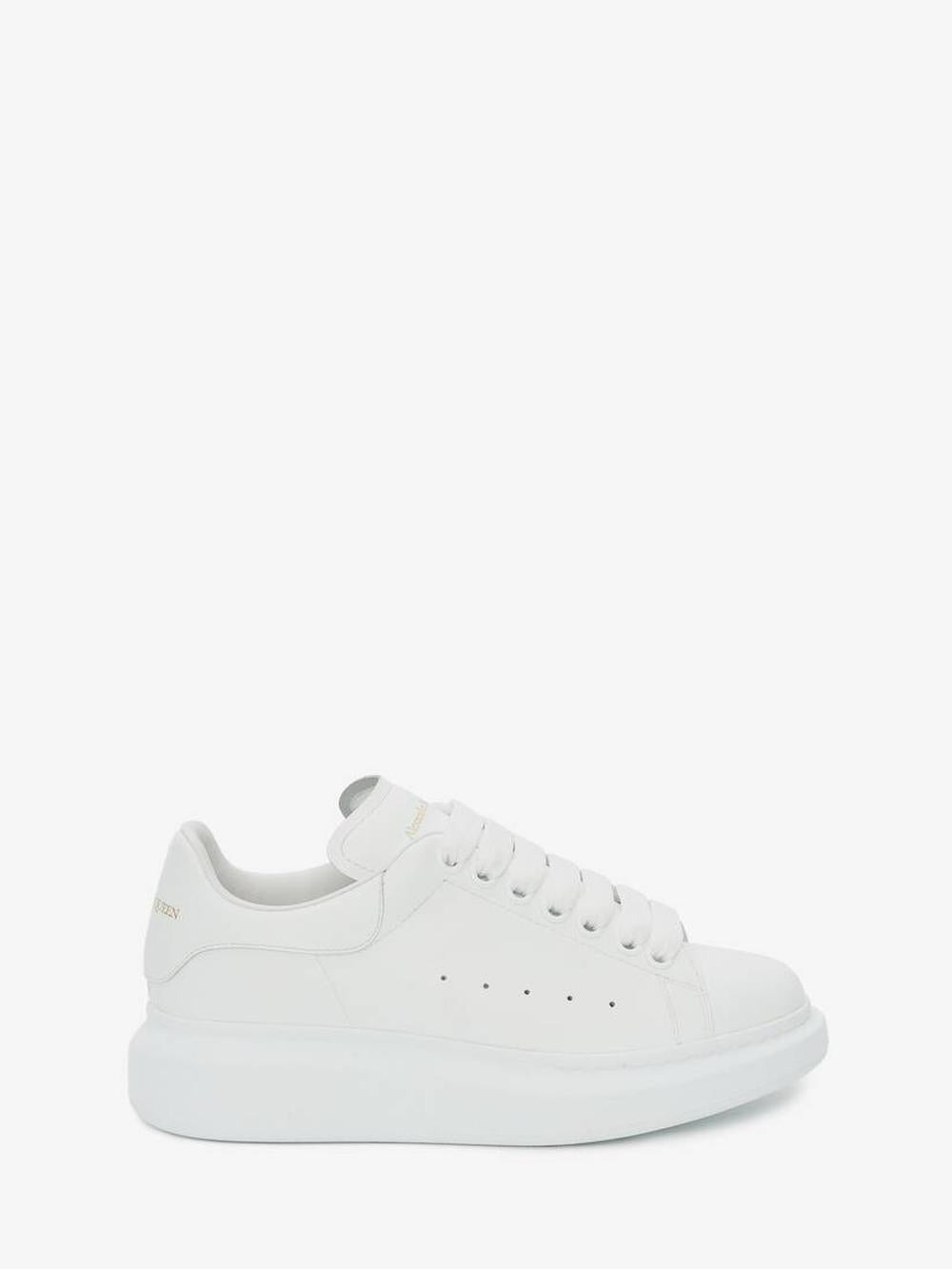 ALEXANDER MCQUEEN Men Oversized Sneaker in White 553680WIEE09000