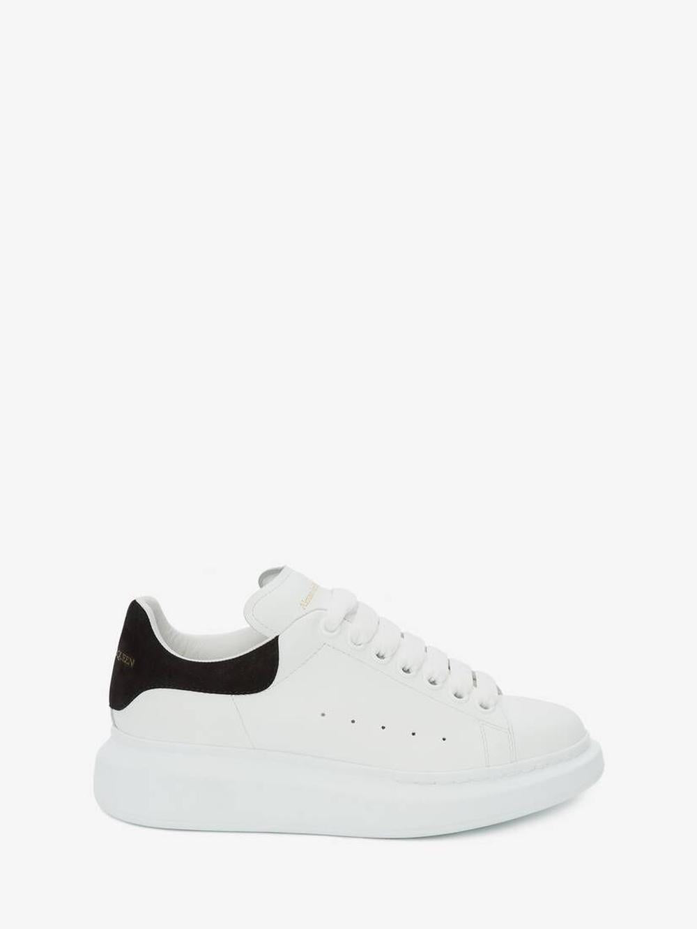 ALEXANDER MCQUEEN Women Oversized Sneakers in White/Black 553770WIEF19061