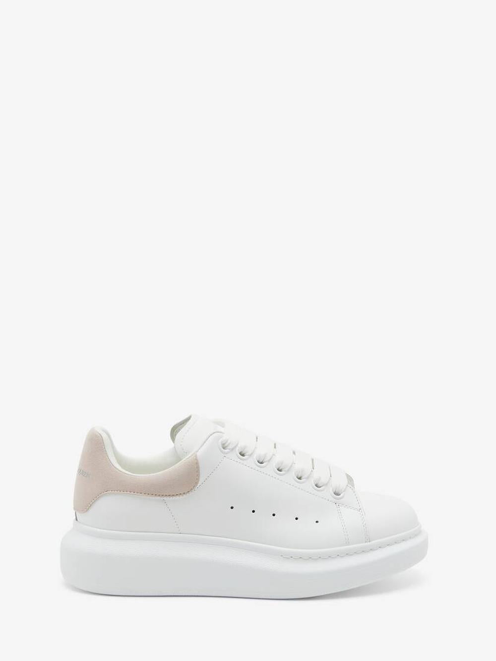 ALEXANDER MCQUEEN Women Oversized Sneaker in White/patchouli White/Patchouli 553770WIEF19182