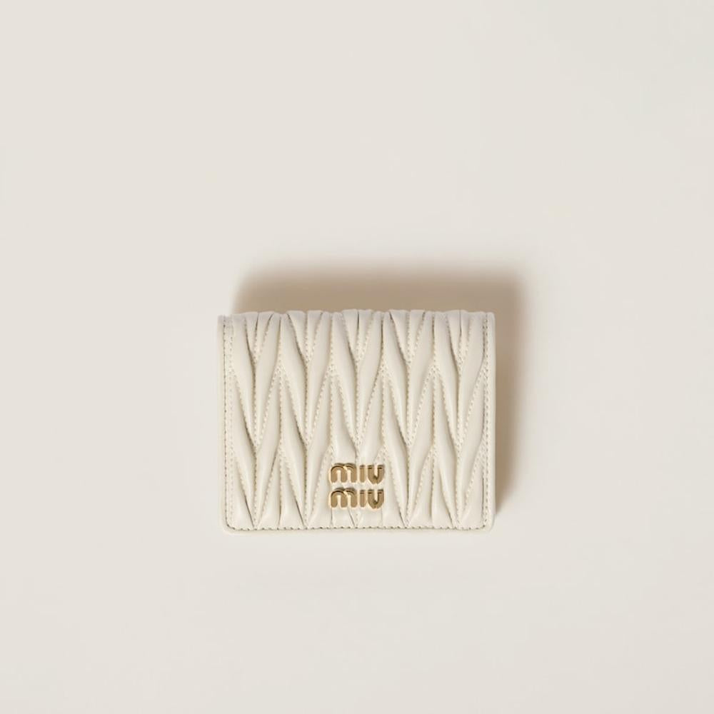 MIU Women Small matelassé nappa leather wallet White 5MV204_2FPP_F0009