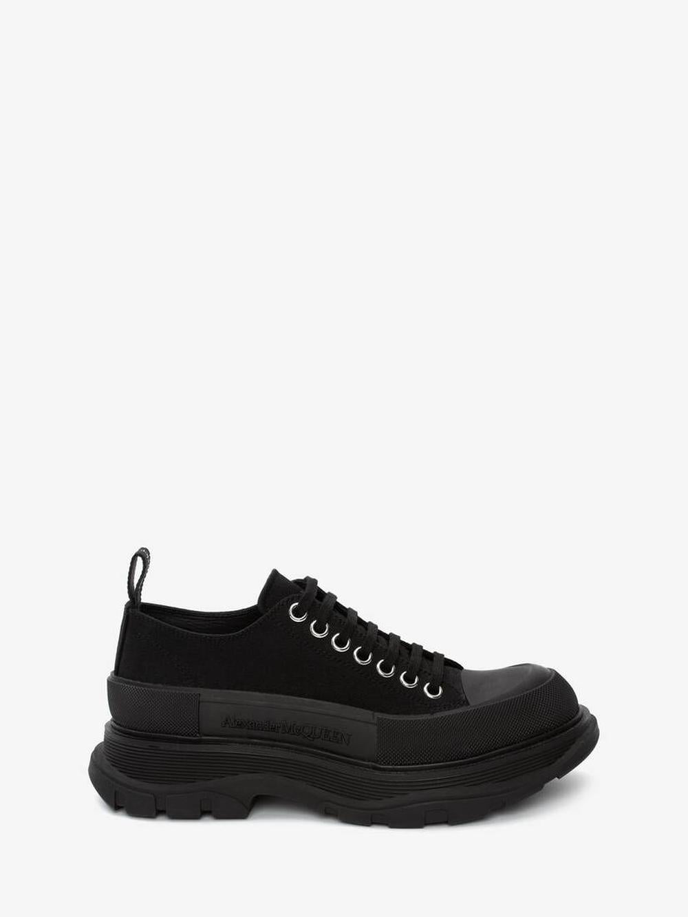 حذاء نسائي من ALEXANDER MCQUEEN Tread Slick برباط باللون الأسود 697072W4MV21000