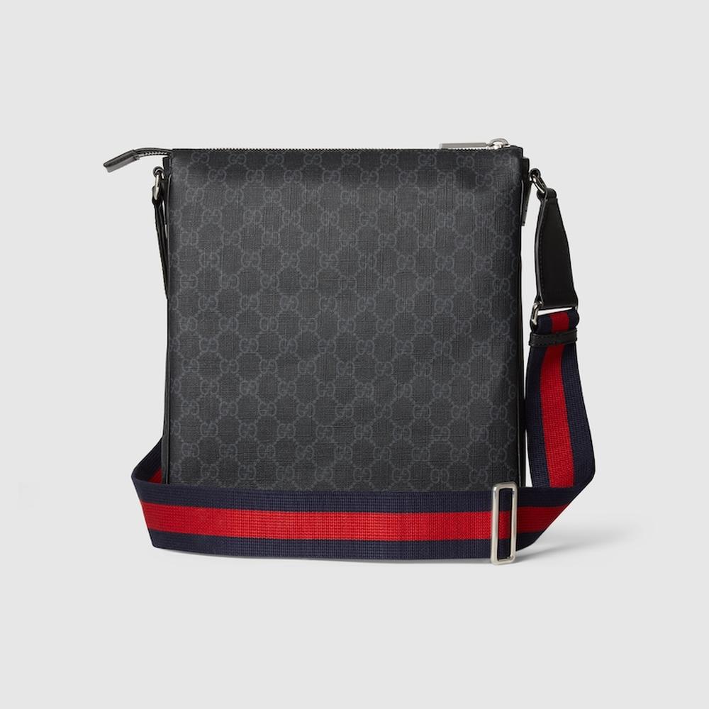 حقيبة كروس بودي GUCCI للرجال GG من القماش الأسود Supreme 792081 FADJA 1042