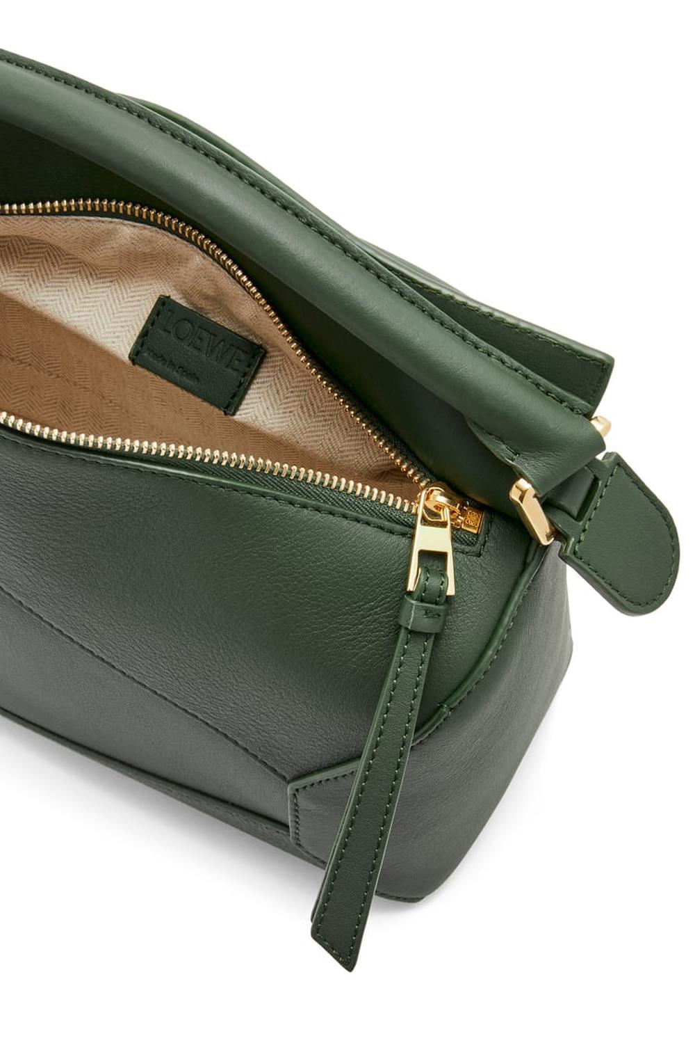 LOEWE Women Small Puzzle bag in classic calfskin Bottle Green A510P60X41-4360