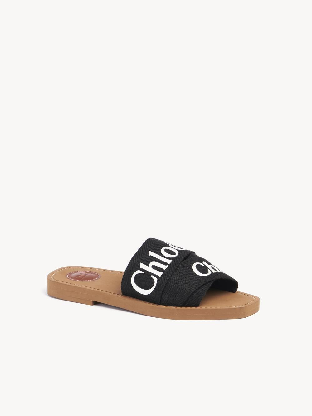 CHLOE Women Mules Woody Black CHC22U188Z3001