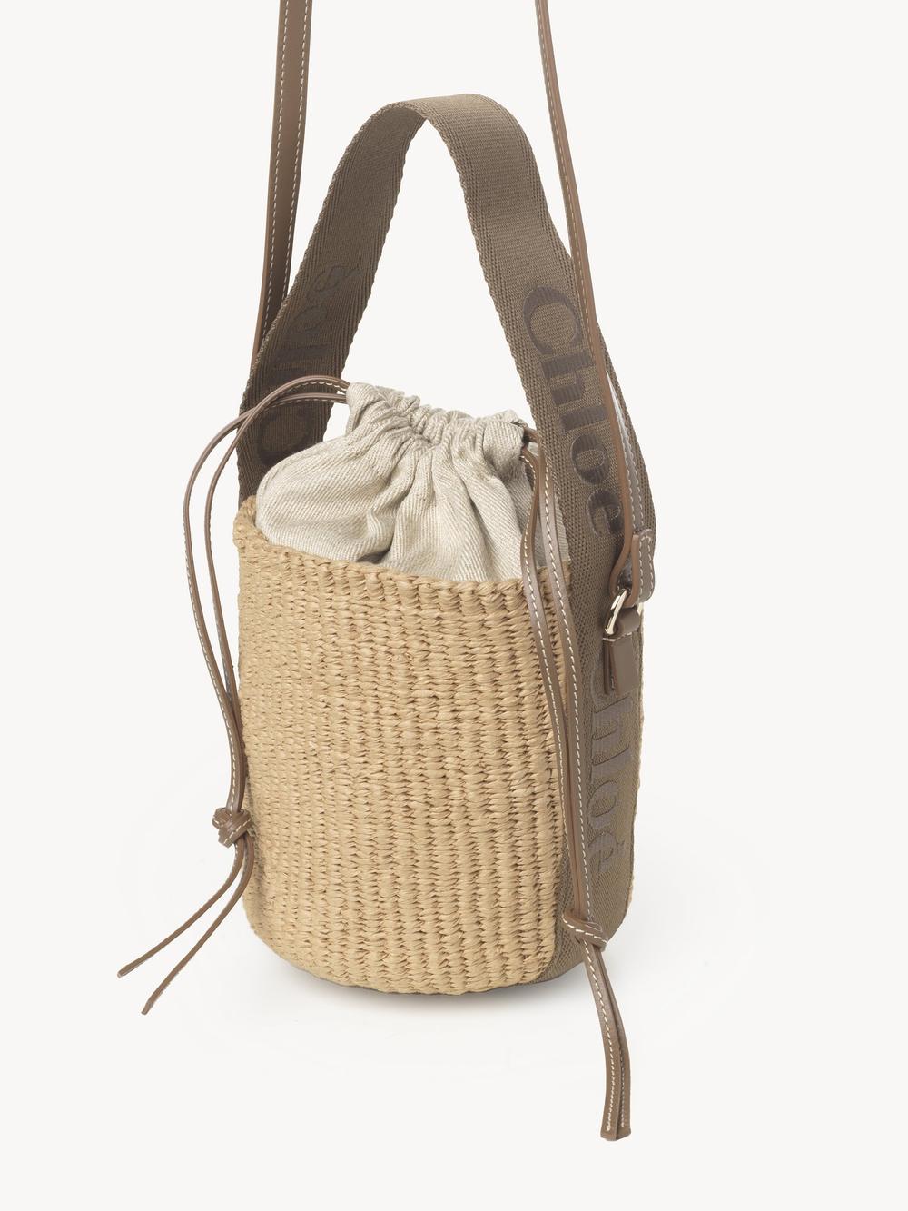 CHLOE Women Small Woody basket in natural fibers Dark Nut CHC23AS381L1829X