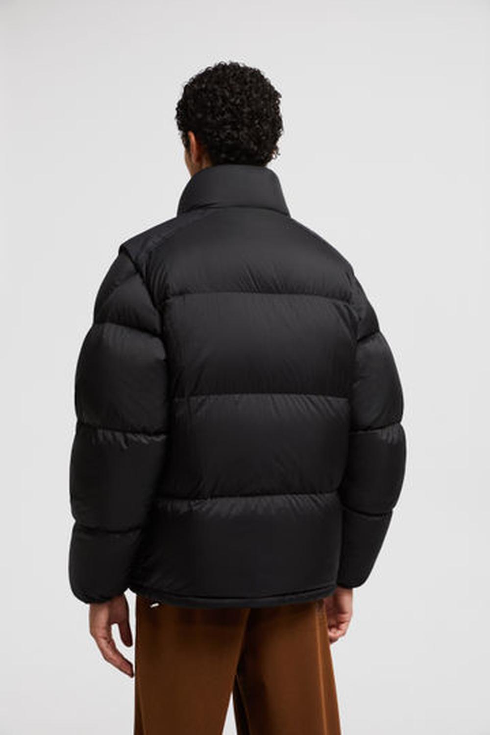 سترة قصيرة قابلة للعكس من MONCLER للرجال من Verone باللون الأسود J20911A002115985T999