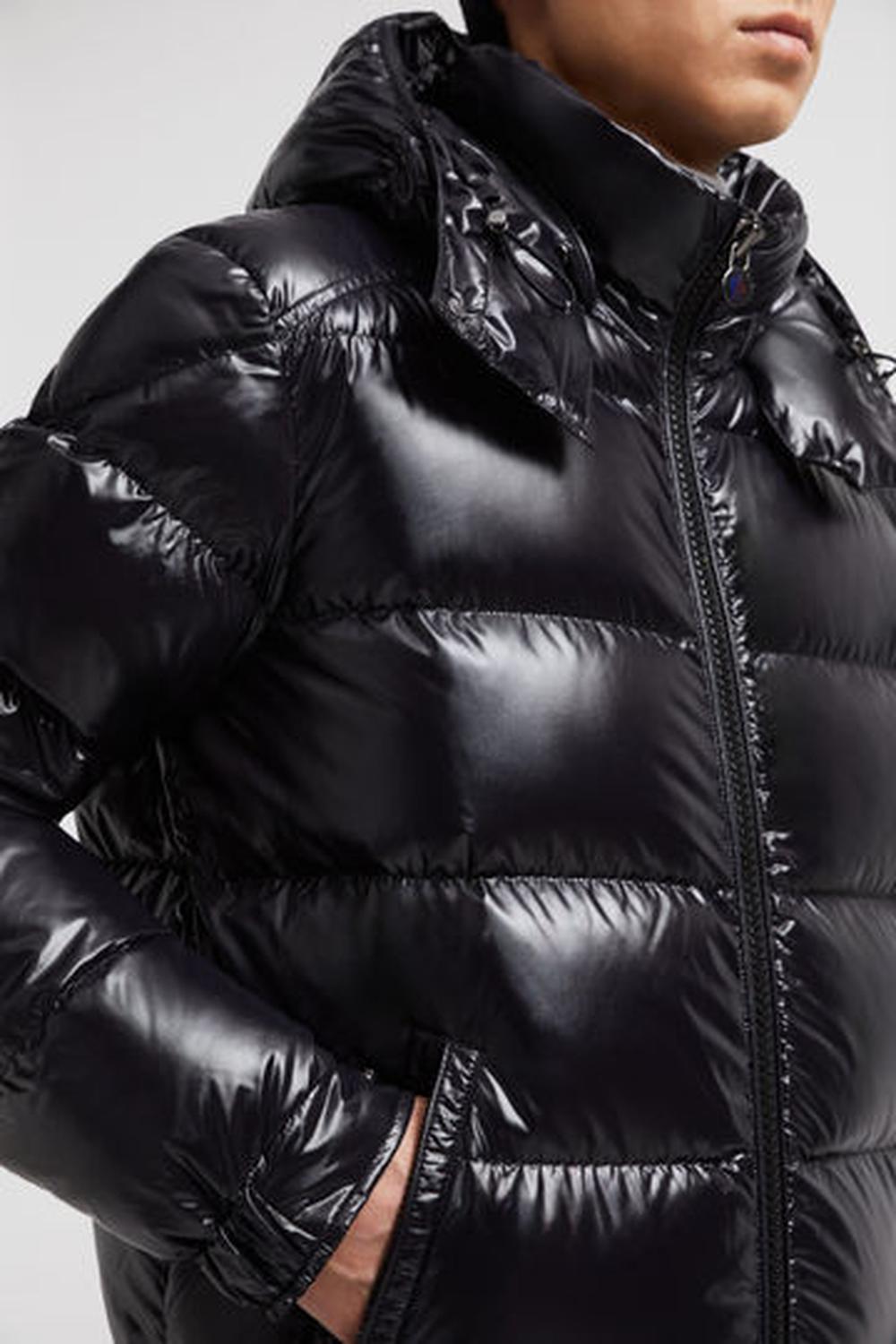 جاكيت قصير بغطاء رأس من MONCLER للرجال من Moncler Maya باللون الأسود J20911A5360068950999