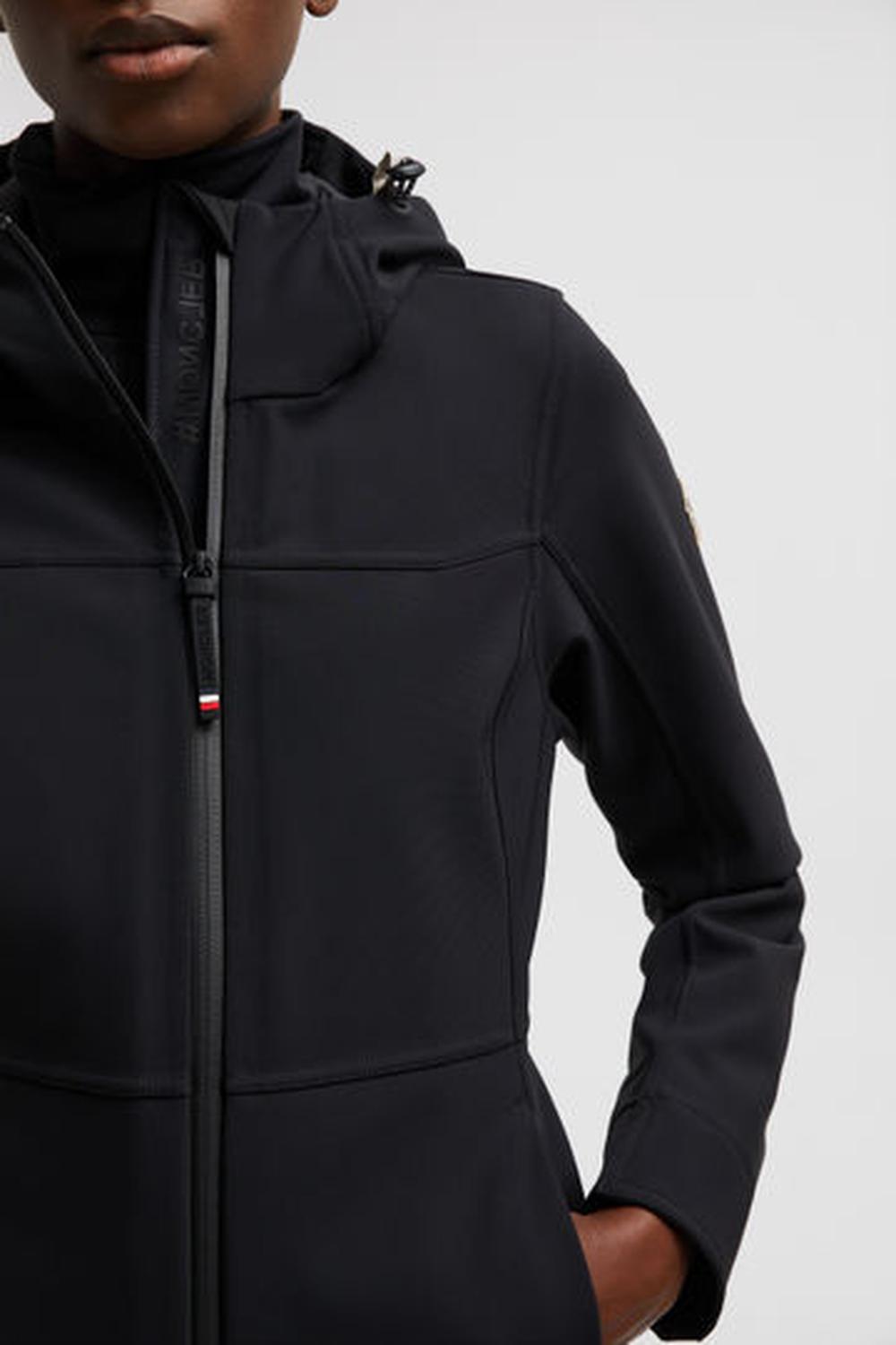 سترة MONCLER Zumeles ذات غطاء رأس للنساء باللون الأسود J20981A00018597O1999